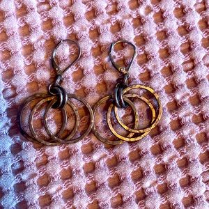 Simple silver dangling earrings